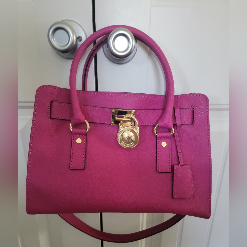 (SOLD) Michael Kors Hamilton East West Satchel Handbag Saffiano